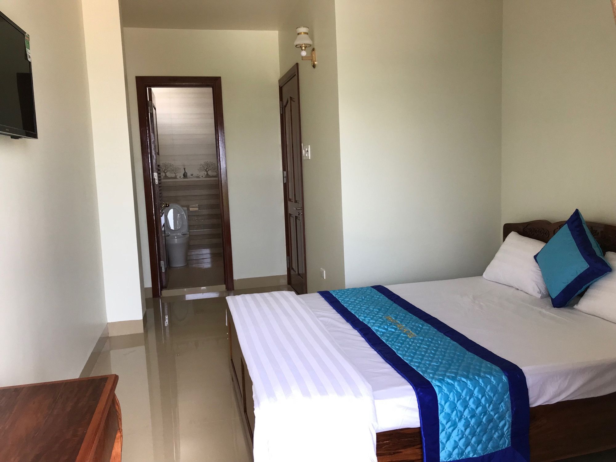 Nhat Tan Hotel Quy Nhon Exterior foto
